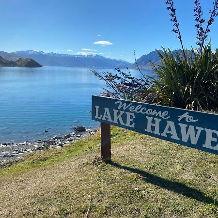 Views On Parry - Lake Hawea Holiday Home Exterior foto